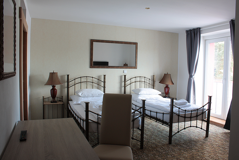 Dvoulůžkový pokoj s oddělenými postelemi - Hotel BouCZECH ****